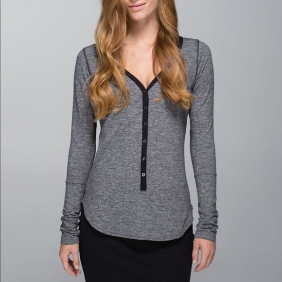 Lululemon Awesome Henley - Picture 1 of 3